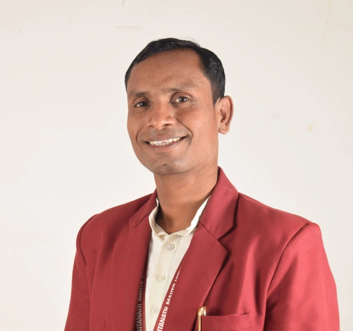 नाम - चंद्रशेखर नायक  दायित्व - उपाध्यक्ष, आंतरिक शिकायत/ जांच समिति  अर्हता - B.Sc Mathematics and 5 years of Teaching Experience